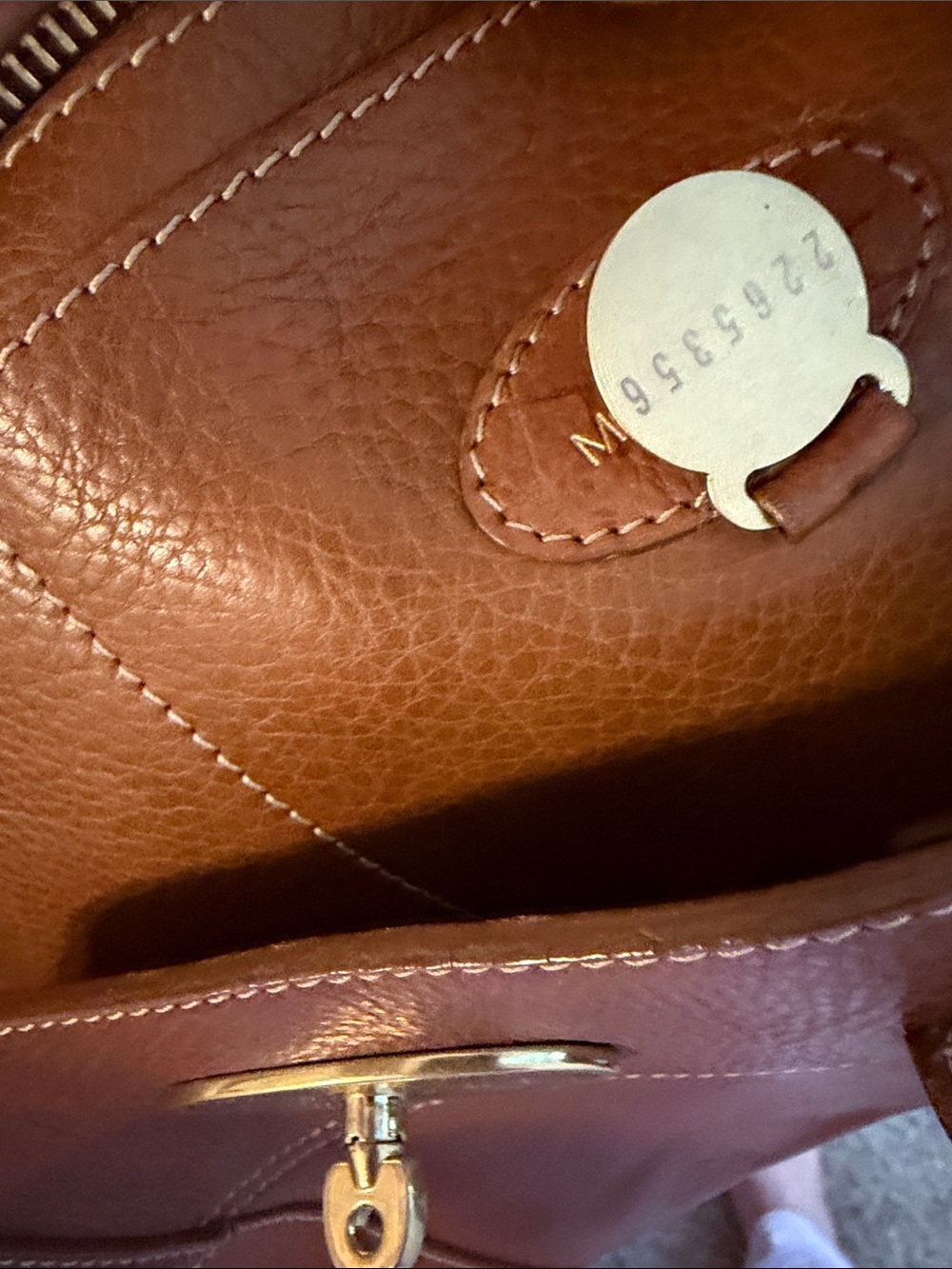 Authentic Mulberry bayswater in Oak. - Picture 7 of 17